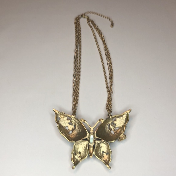 Lovely Butterfly Statement Necklace - Picture 5 of 6